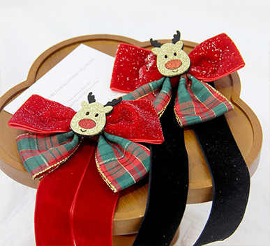 Christmas-Reindeer-Hair-Clip-with-Flowing-Ribbon-Tails1