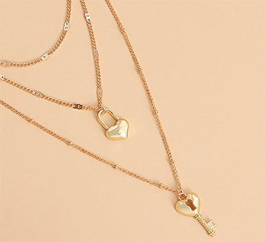 Exquisite-Heart-Pendant-Necklace