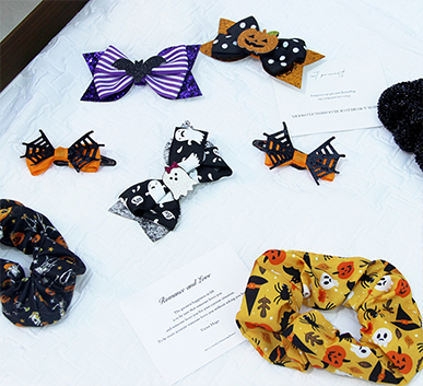 Halloween Hair Clips Set - Spooky Bat & Pumpkin Hairpins for Girls1