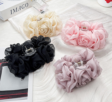 Large-Chiffon-Pleat-Grip-Clip