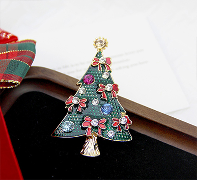 Sparkling-Rhinestone-Christmas-Tree-Brooch---Festive-Holiday-Pin