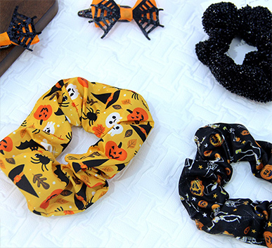 Spider Queen Hair Clip & Halloween Scrunchies Set1