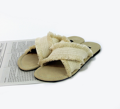 Super-Soft-Ethnic-Woven-Cross-Band-Flat-Outside-Wearing-Beach-Slippers1