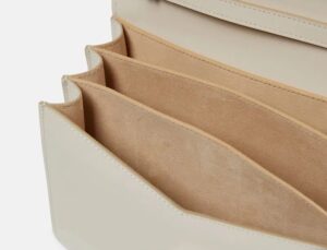 Guide to choosing leather bag materials based on quality grades