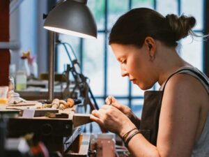Risk-free fashion accessories sourcing quality control process