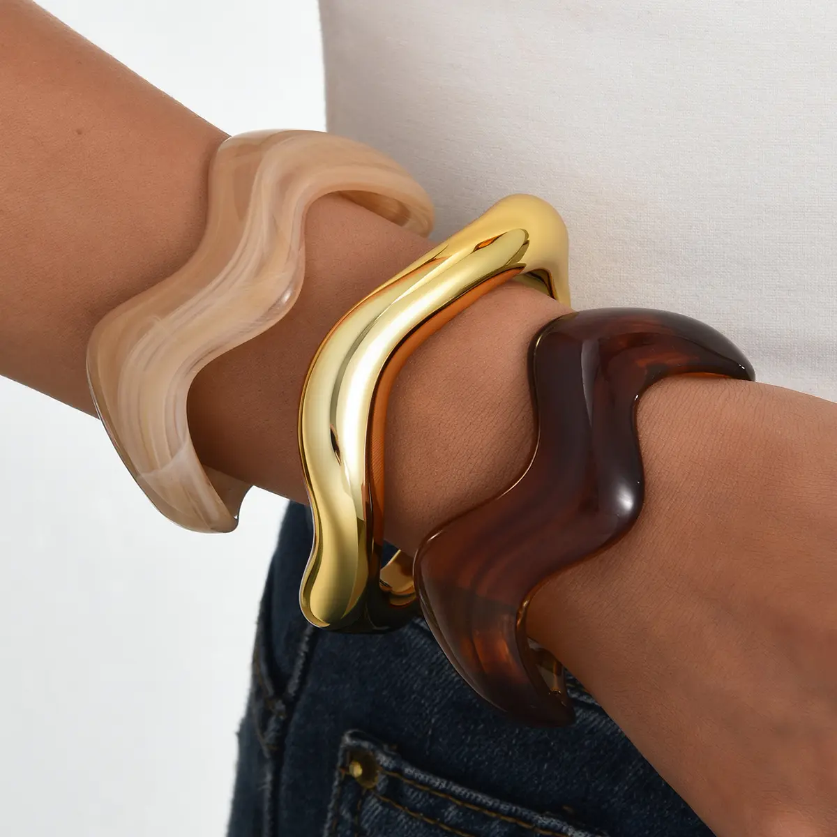 Irregular Wave Tube Acrylic Cuff Bracelet, Retro Marble Swirl Geometric Open Bangle Minimal Personality Stackable Women Summer Wrist Jewelry