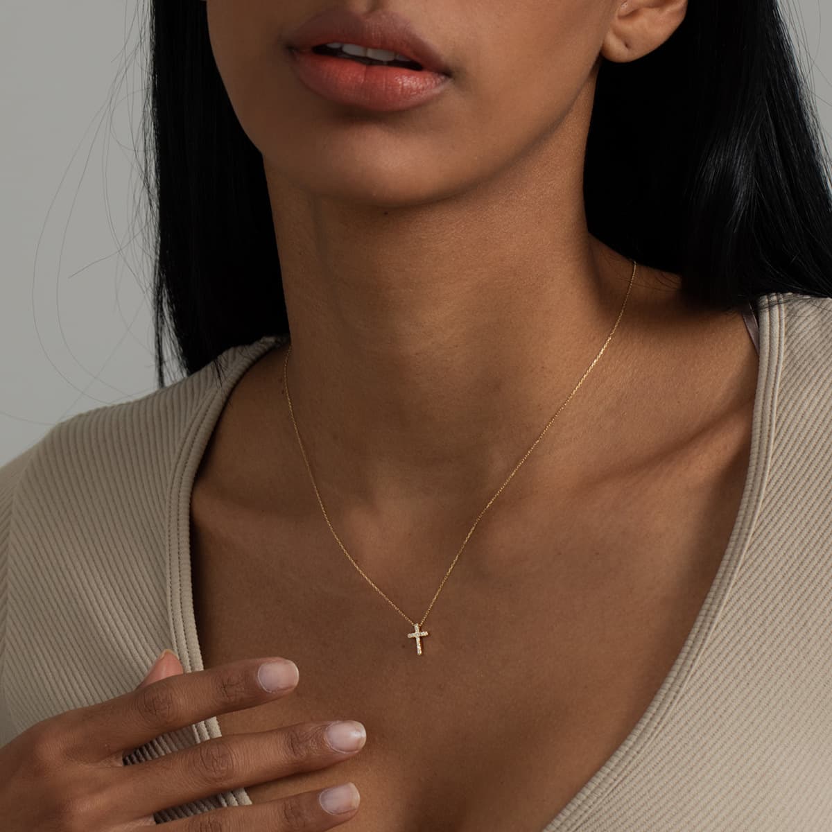 Dainty Paved Zircon Cross Pendant Necklace, 18K Gold Plated Thin Copper Collarbone Chain Minimalist Daily Commute Jewelry for Women