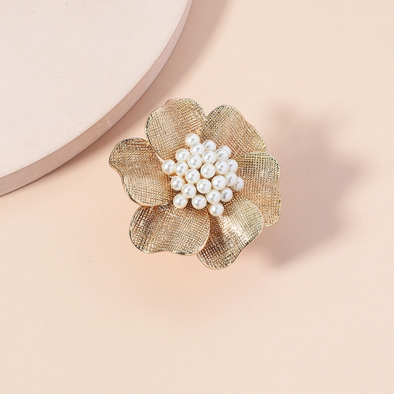 Oversized Textured Metal Flower Open Ring, Electroplated Alloy Cluster Faux Pearl Vintage Luxury Light Women Adjustable Index Finger Statement Ring