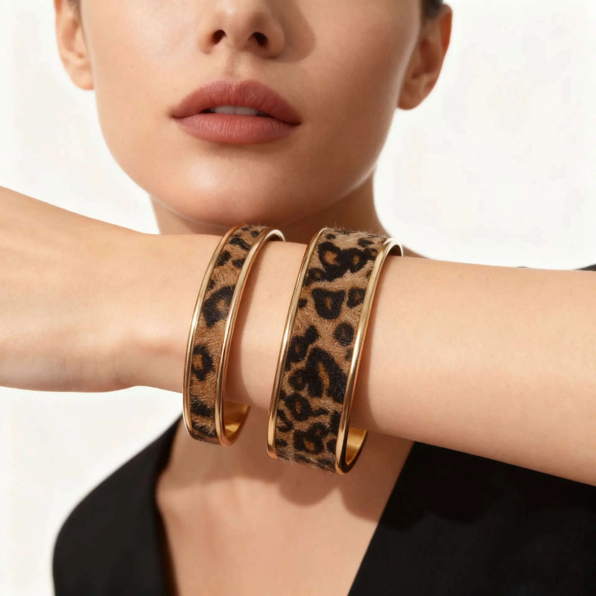 Vintage Flocked Leopard Print Open Cuff Bracelet, Electroplated Alloy Minimal Western Fashion Commute Women Stackable Personality Wrist Jewelry Wholesale