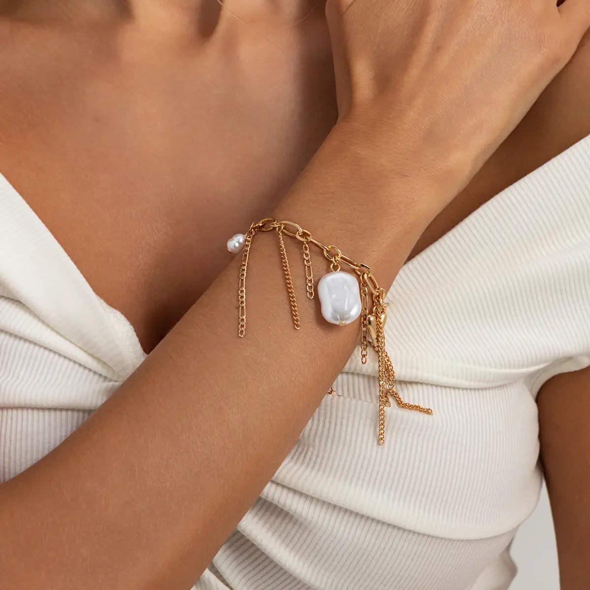 Sweet Cool Heart Baroque Pearl Tassel Chain Bracelet, Electroplated Copper & Iron Chain Personality Trend Women Stackable Wrist Jewelry