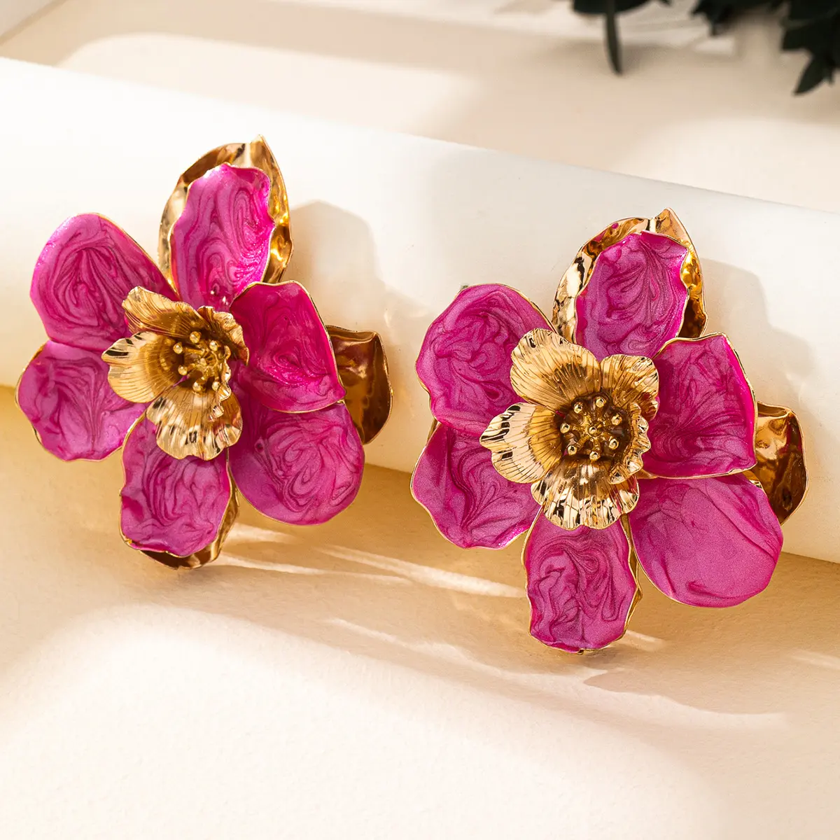 Vintage Sweet Oversized Floral Stud Earrings, Electroplated Alloy Stainless Steel Pin Elegant Minor Design Fresh Sweet Women Daily Party Ear Jewelry