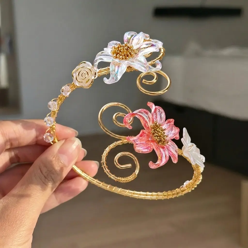 Ocean Butterfly Shell Arm Cuff, Electroplated Iron Spiral Open Upper Arm Bracelet Faux Pearl Starfish Crystal Women Summer Vacation Arm Jewelry