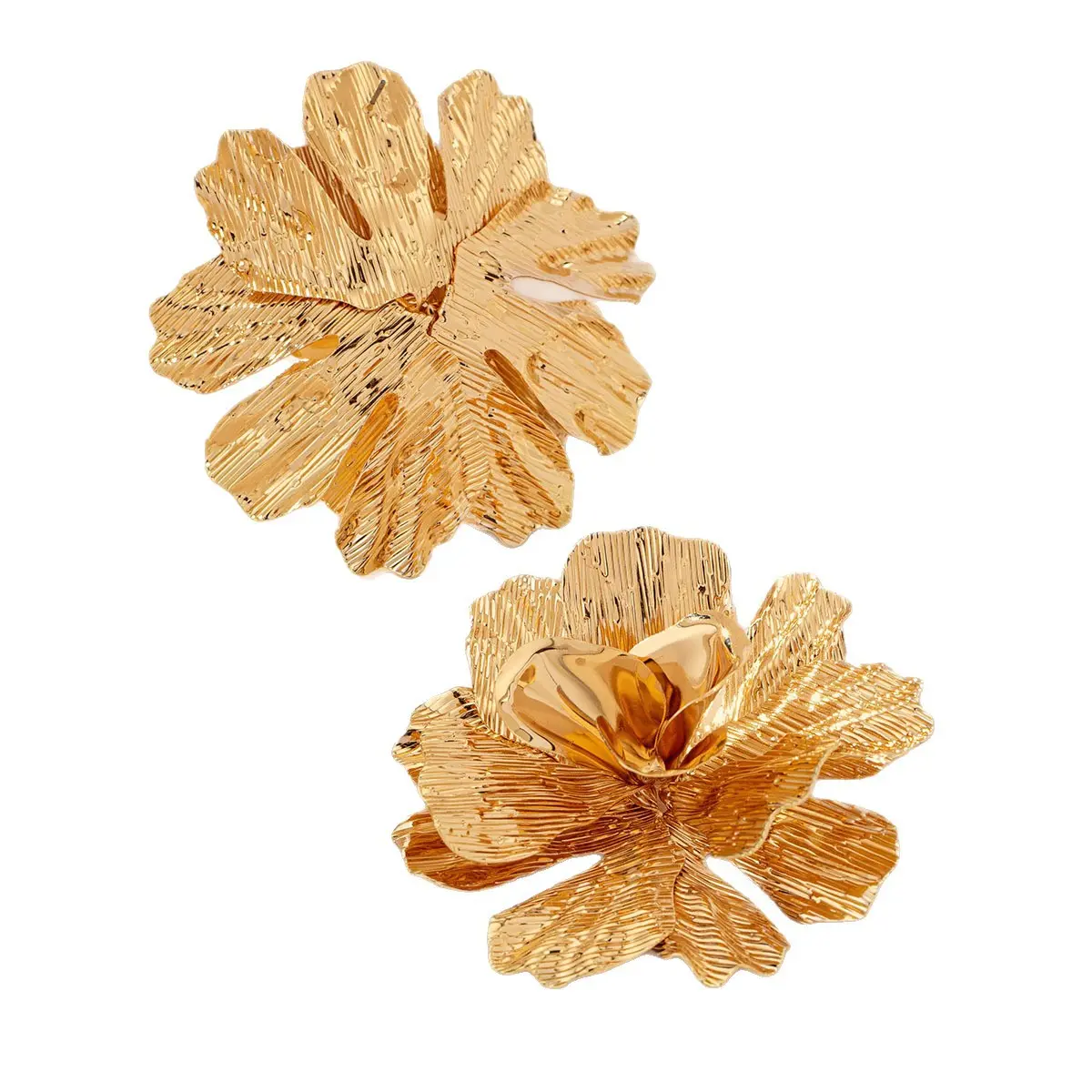 Oversized 3D Layered Metal Flower Stud Earrings, Electroplated Alloy Stainless Steel Pin Trendy Personality Street Shooting Fashion Commute Floral Ear Jewelry for Women
