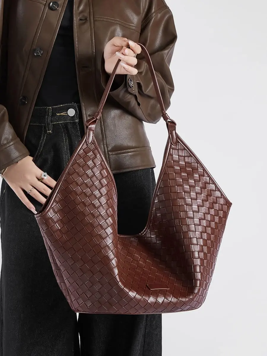 Genuine Cowhide Woven Hobo Tote Bag Large Capacity Retro European Women Shoulder Bag Daily Commute Underarm Bag