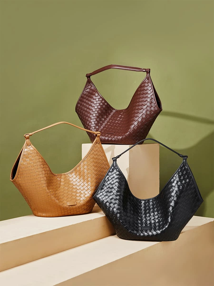 Genuine Cowhide Woven Hobo Tote Bag Large Capacity Retro European Women Shoulder Bag Daily Commute Underarm Bag